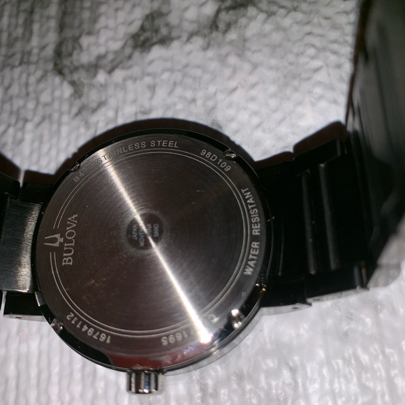 Bulova Mens Watch - Picture 2 of 3
